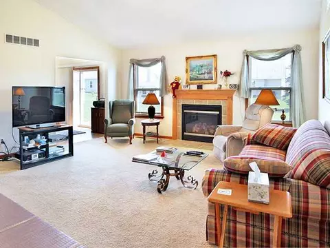 8902 Jacaranda, Dimondale, MI 48821 photo 3