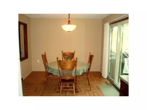 5652 Ann Dr, Bath, MI 48808 photo 9