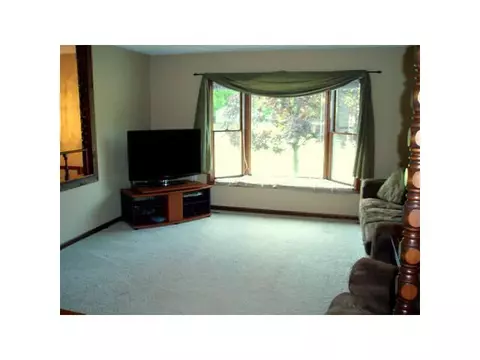 5652 Ann Dr, Bath, MI 48808 photo 5