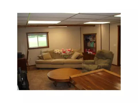 5652 Ann Dr, Bath, MI 48808 photo 17