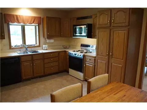11426 Upton Rd, Grand Ledge, MI 48837 photo 10