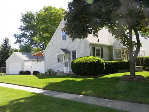 780 Fitting Ave, Lansing, MI 48917 photo 2