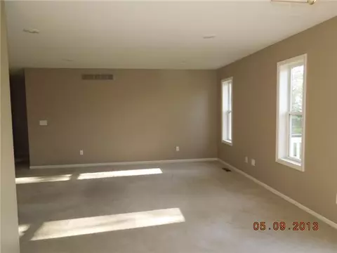 1660 Smoketree, Howell, MI 48855 photo 4