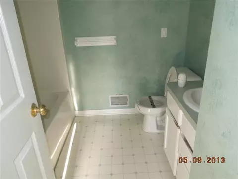 1660 Smoketree, Howell, MI 48855 photo 9