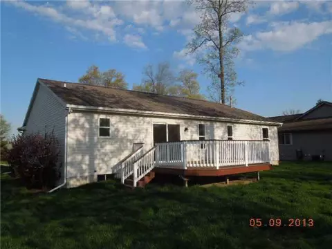 1660 Smoketree, Howell, MI 48855 photo 2