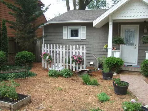 6429 Reynolds, Haslett, MI 48840 photo 3