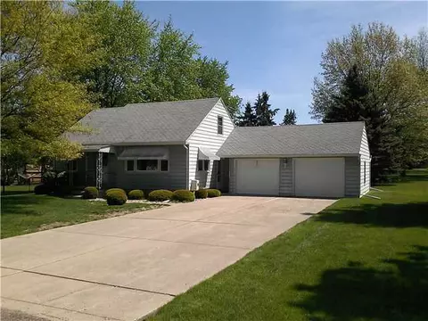 15735 Brook Rd, Lansing, MI 48906 photo 1