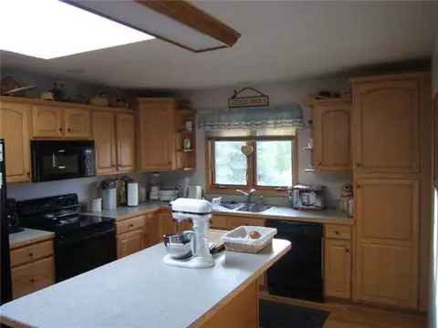 3900 S Dewitt St, Saint Johns, MI 48879 photo 9