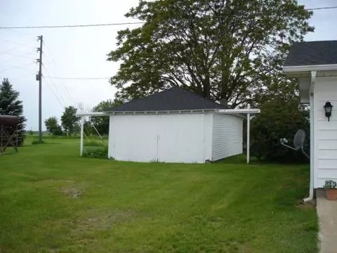 6933 Lowe St, Saint Johns, MI 48879 photo 20