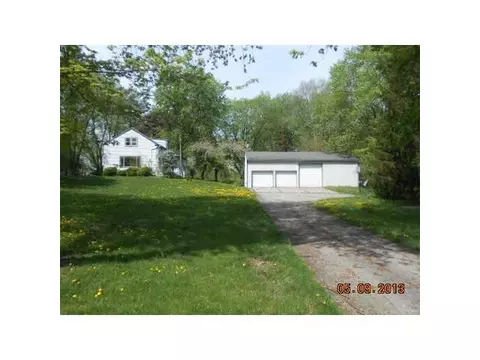14700 S Dewitt Rd, Lansing, MI 48906 photo 2