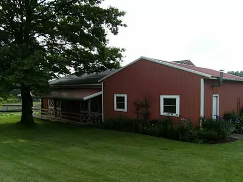 1660 Locher, Dewitt, MI 48820 photo 3