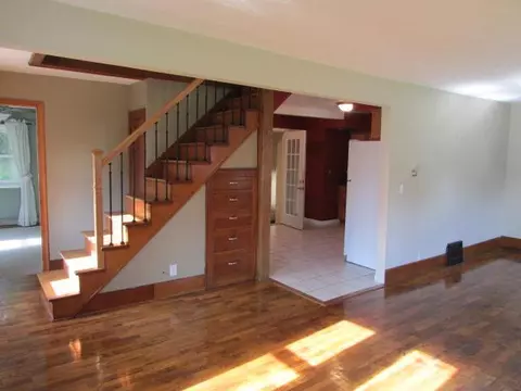 236 E South Street St, Mason, MI 48854 photo 9