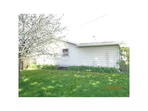 2004 Piney Point Dr, Lansing, MI 48917 photo 9