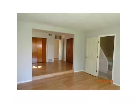 2004 Piney Point Dr, Lansing, MI 48917 photo 12