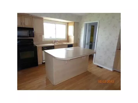2004 Piney Point Dr, Lansing, MI 48917 photo 15