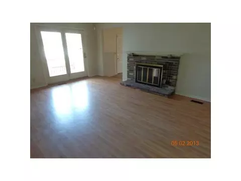 2004 Piney Point Dr, Lansing, MI 48917 photo 10