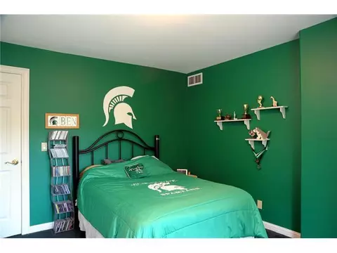 7880 Ashbrook Dr, Haslett, MI 48840 photo 9