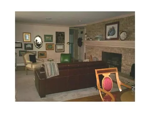 2133 Clearview, Lansing, MI 48917 photo 6