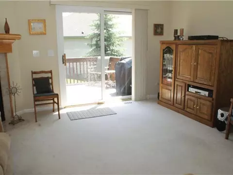 411 White Pine Blvd, Lansing, MI 48917 photo 6