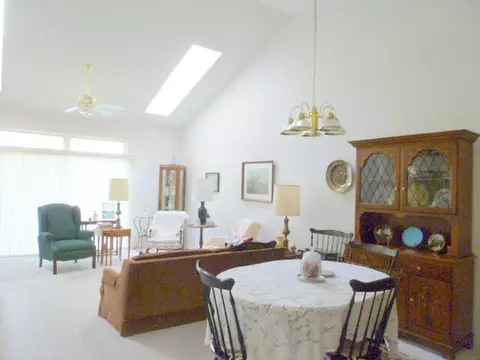 1213 Calumet Cir, Dewitt, MI 48820 photo 5