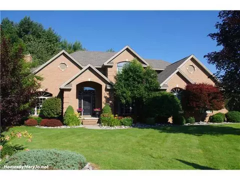 1000 Sandhill, Dewitt, MI 48820 photo 1
