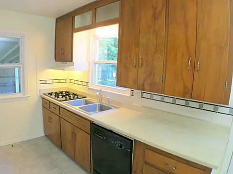 1433 Franklin St, Haslett, MI 48840 photo 7