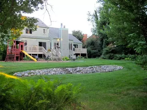2425 Briarhill Dr, Lansing, MI 48917 photo 19