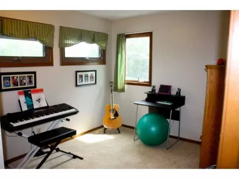 2425 Briarhill Dr, Lansing, MI 48917 photo 14