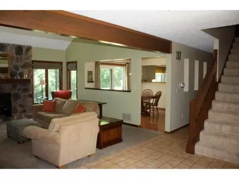 2425 Briarhill Dr, Lansing, MI 48917 photo 5