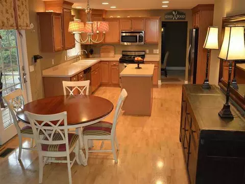 2199 Longwoods, Dewitt, MI 48820 photo 5