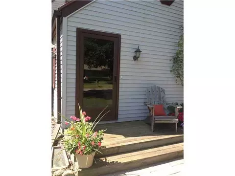 600 Devon, Eaton Rapids, MI 48827 photo 3