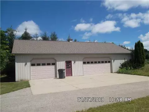 6360 Zimmer Rd, Haslett, MI 48840 photo 4