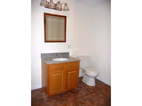 409 E Columbia St, Mason, MI 48854 photo 9