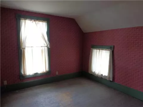 207 E Walker St, Saint Johns, MI 48879 photo 16
