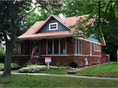 305 E Mcconnell St, Saint Johns, MI 48879 photo 1