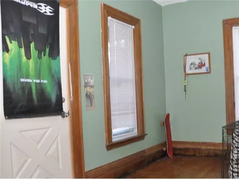 737 Clark, Lansing, MI 48906 photo 3