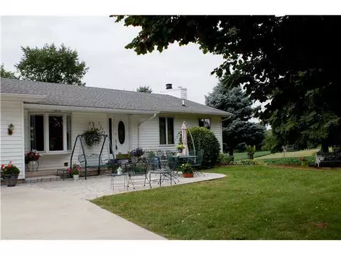 7273 W Herbison, Dewitt, MI 48820 photo 2