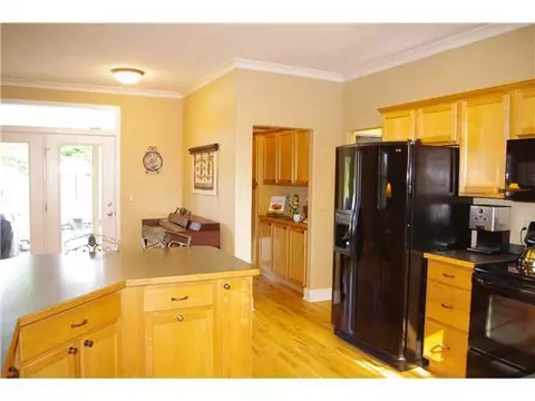 1122 Turner St, Dewitt, MI 48820 photo 7