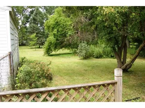 4924 Ballard Rd, Lansing, MI 48911 photo 17