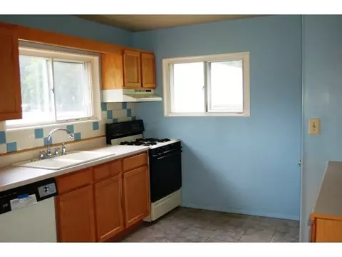 4924 Ballard Rd, Lansing, MI 48911 photo 2