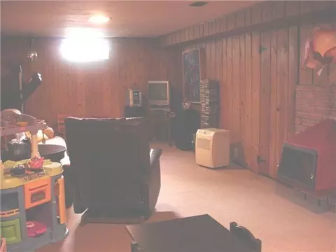 1122 Edison Ave, Lansing, MI 48910 photo 13