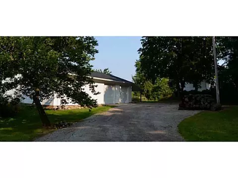 14380 Oakes, Perry, MI 48872 photo 3