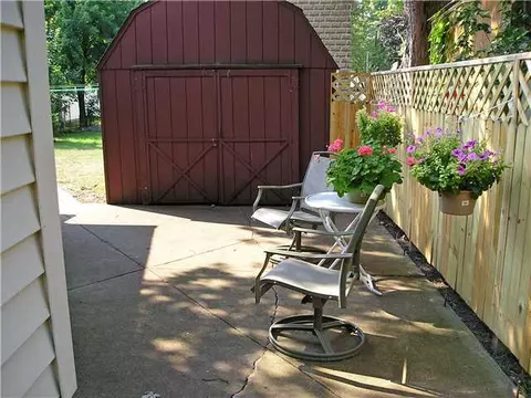 102 E Park St, Saint Johns, MI 48879 photo 8