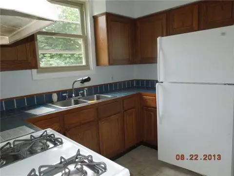 1009 Smith Ave, Lansing, MI 48910 photo 4