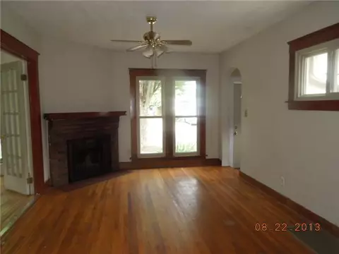 1009 Smith Ave, Lansing, MI 48910 photo 5