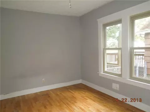 1009 Smith Ave, Lansing, MI 48910 photo 7