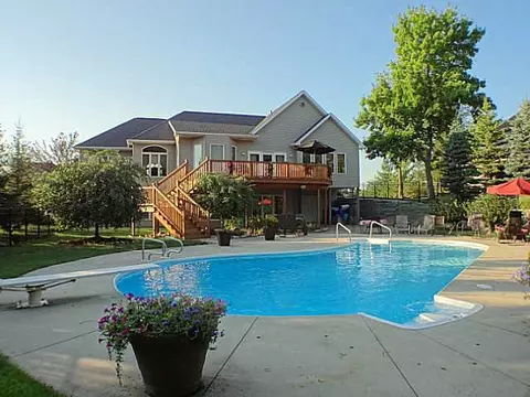 1427 Wellman, Dewitt, MI 48820 photo 2
