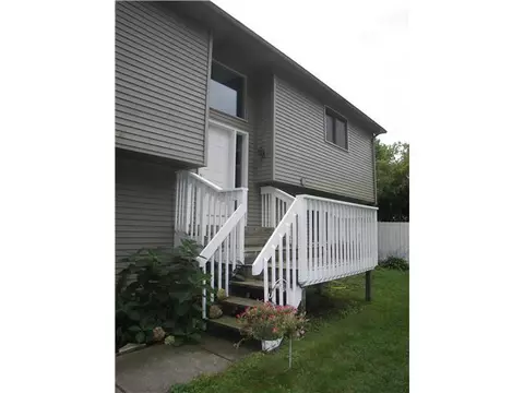 6233 Lake, Haslett, MI 48840 photo 3