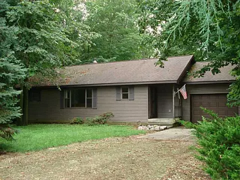 13420 S Wright, Eagle, MI 48822 photo 1