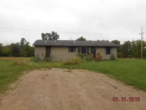2198 E Beard Rd, Perry, MI 48872 photo 1